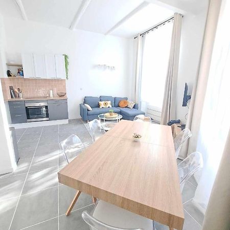 Appartement Lumineux , Carpentras Centre ภายนอก รูปภาพ
